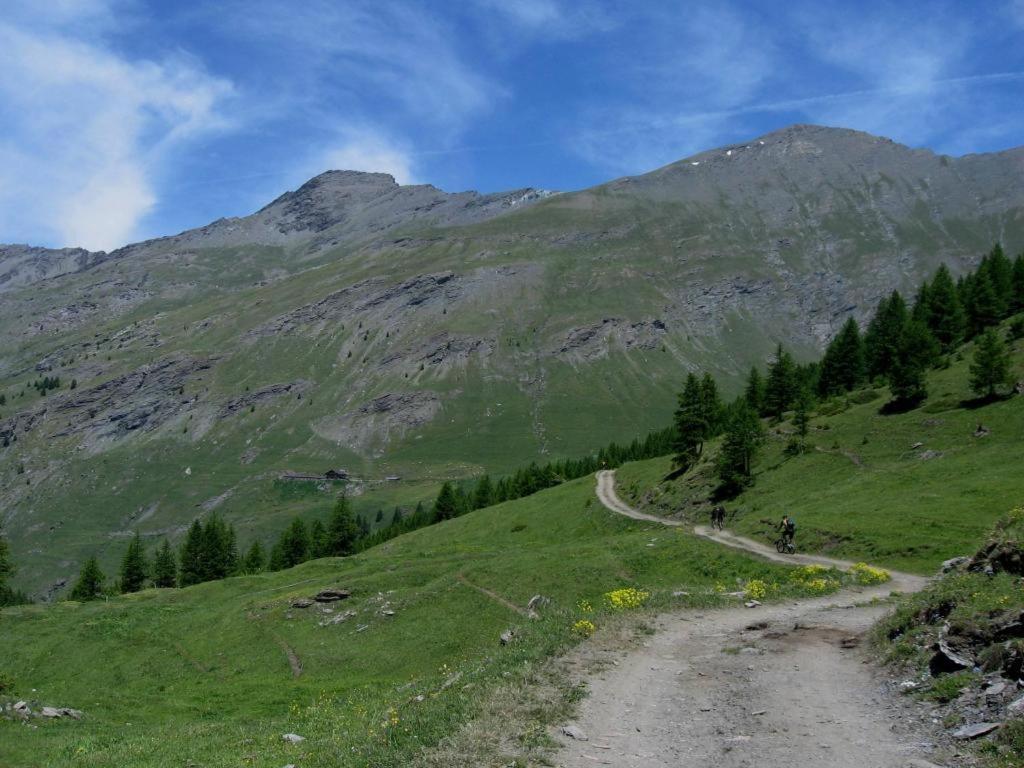Il Fraitevino Hotel Bed & Breakfast Colle Colle Sestriere Exterior photo