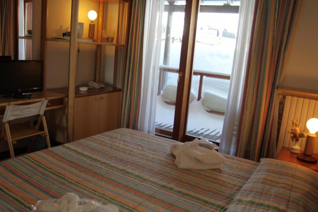 Il Fraitevino Hotel Bed & Breakfast Colle Colle Sestriere Exterior photo
